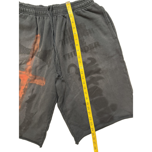 Travis Scott Utopia Tour Shorts Size L 2023 DEADSTOCK Cross Streatwear NEW - Picture 6 of 9